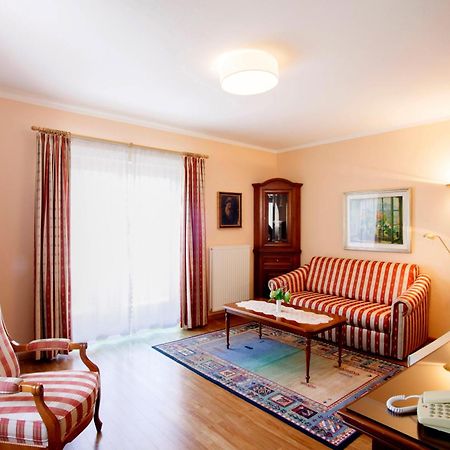 Hotel Foerstlerhof Postal / Burgstall Екстериор снимка