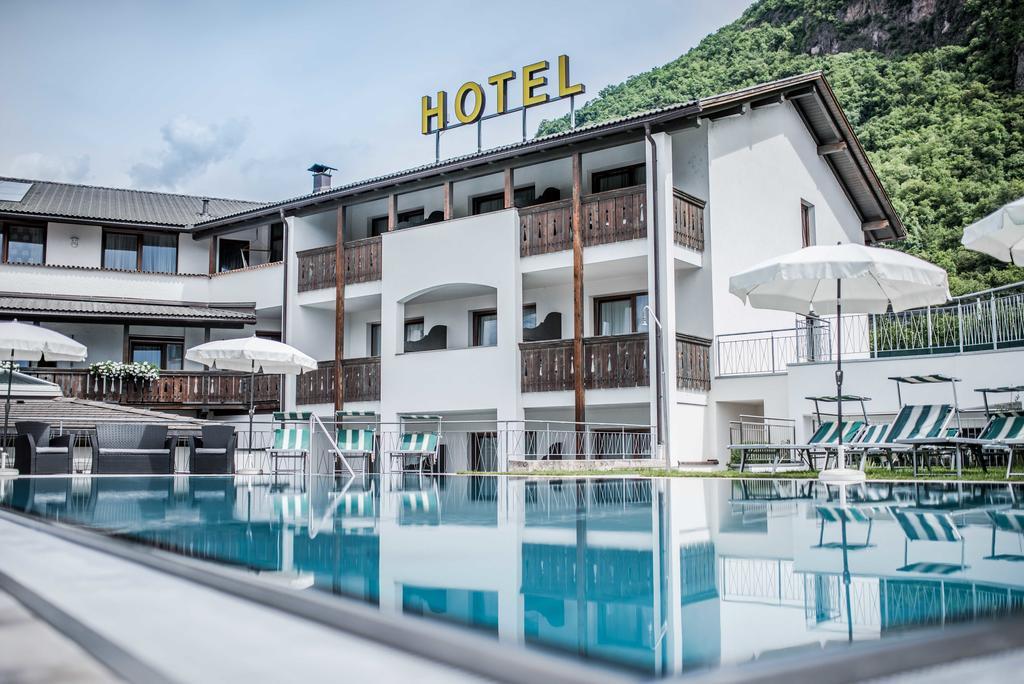 Hotel Foerstlerhof Postal / Burgstall Екстериор снимка